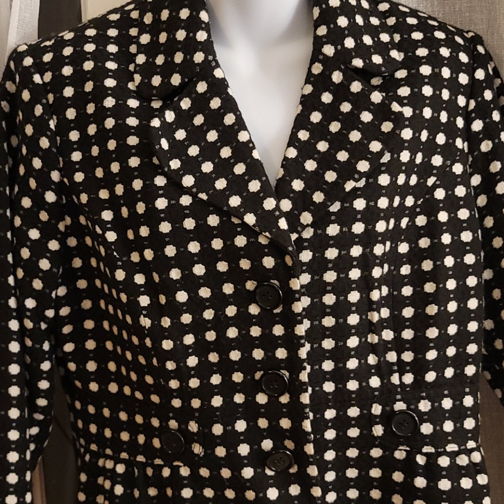 Jacket - Picture 3 of 4